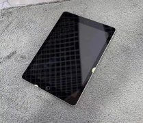 女生自用出！iPad2018款128g可插卡Wi-Fi指纹版