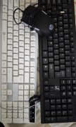 出一套笔记本外设，散热器+HP鼠标+俩塑料键盘，一起出 散热